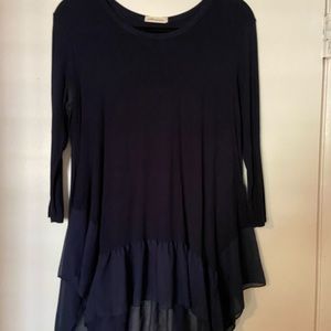 3/4 sleeve navy shirt
